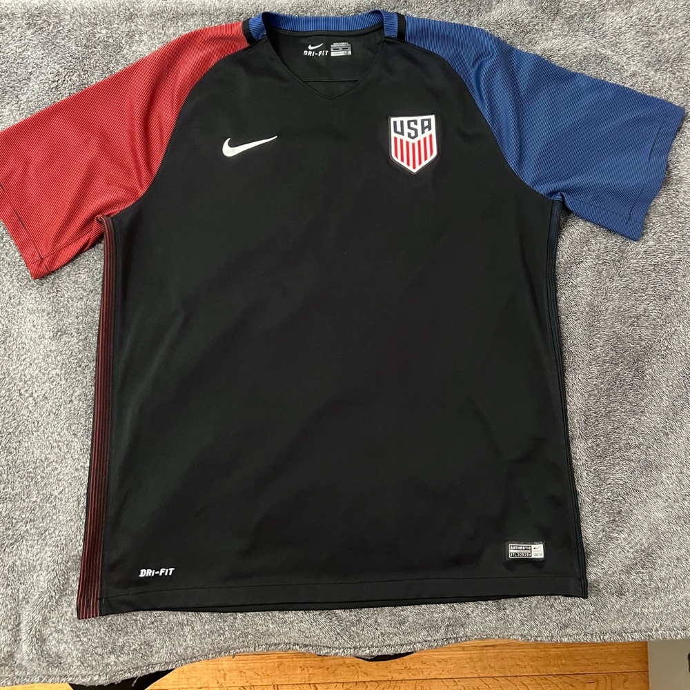 Men’s Nike USA Soccer Jersey